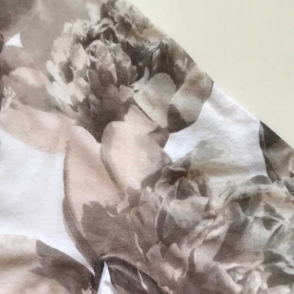 J. Crew Black Label Peony Print Graphic T-Shirt - Picture 7 of 7